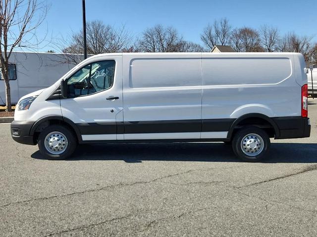 Photo of 2025 Oxford White Ford Transit-250