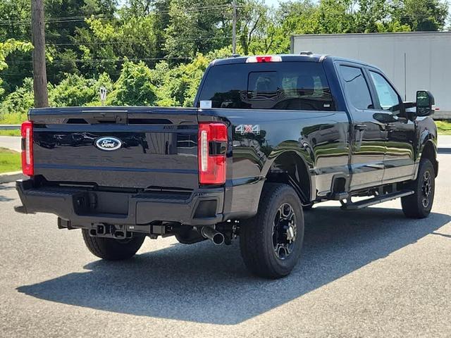 Photo of 2025 Antimatter Blue Metallic Ford F-350