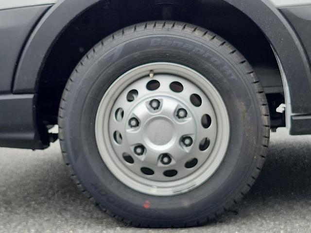 Photo of 2024 Oxford White Ford Transit-350