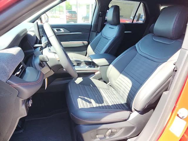 Photo of 2025 Rapid Red Metallic Tinted Clearcoat Ford Explorer