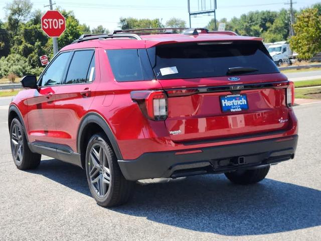 Photo of 2025 Rapid Red Metallic Tinted Clearcoat Ford Explorer