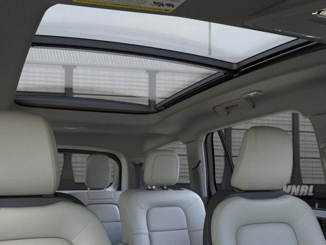 Photo of 2025 Infinite Black Metallic Lincoln Aviator