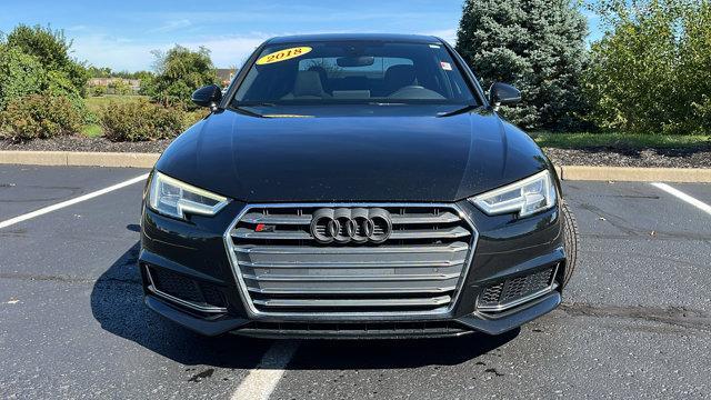 Photo of 2018 Mythos Black Metallic Audi S4