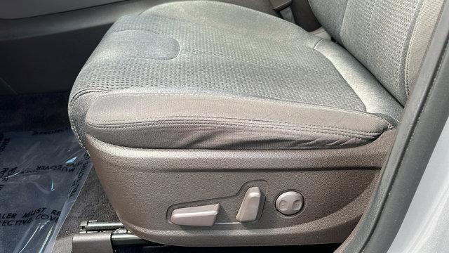 Photo of 2020 Shimmering Silver Pearl Hyundai SANTA FE