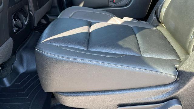 Photo of 2018 Silver Ice Metallic Chevrolet Suburban