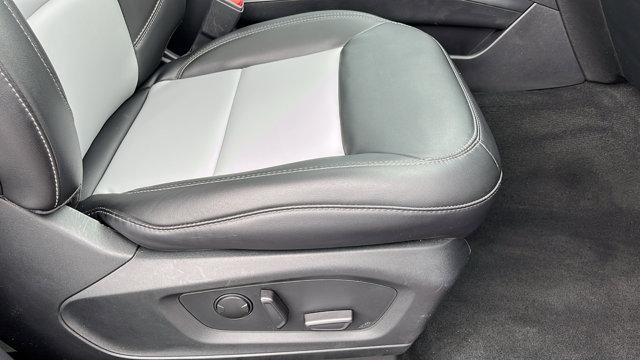 Photo of 2022 Rapid Red Metallic Tinted Clearcoat Ford Explorer