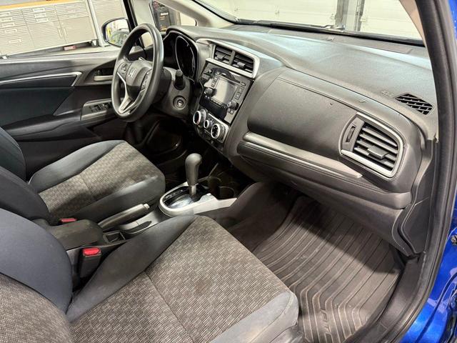 Photo of 2016 Blue Honda Fit
