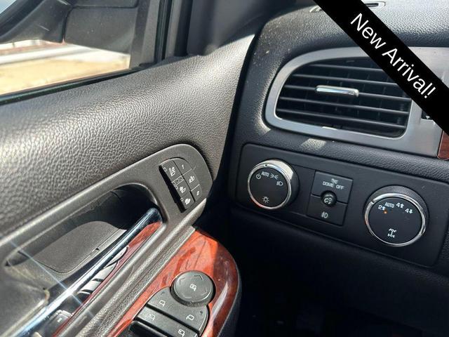 Photo of 2013 Silver Ice Metallic Chevrolet Suburban