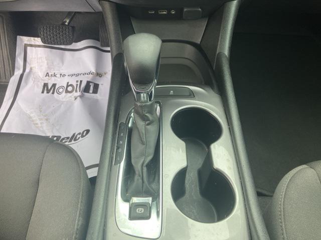 Photo of 2023 Mineral Gray Metallic Chevrolet Malibu