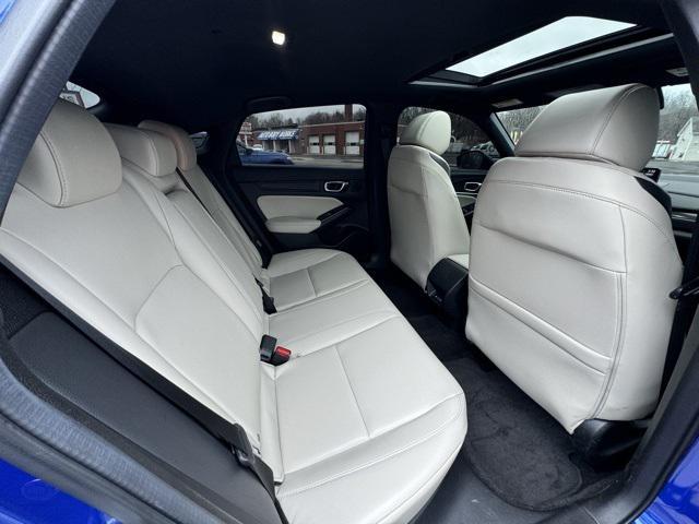 Photo of 2025 Apex Blue Pearl Acura Integra