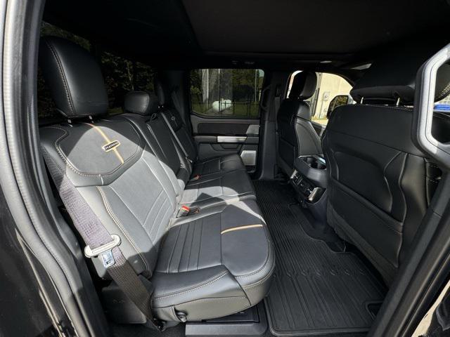Photo of 2024 Agate Black Metallic Ford F-350
