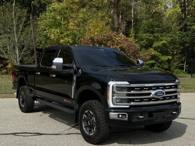 Photo of 2024 Agate Black Metallic Ford F-350