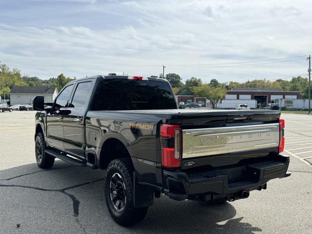 Photo of 2024 Agate Black Metallic Ford F-350