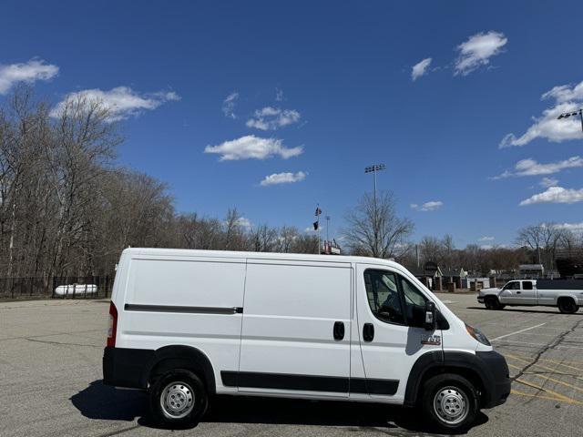 Photo of 2019 Bright White Clearcoat RAM ProMaster 1500