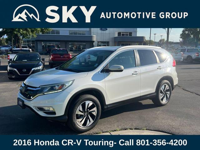 Photo of 2016 White Honda CR-V