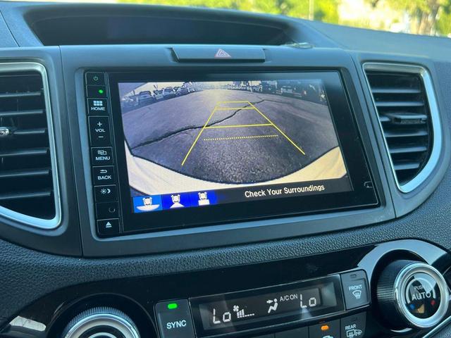 Photo of 2016 White Honda CR-V