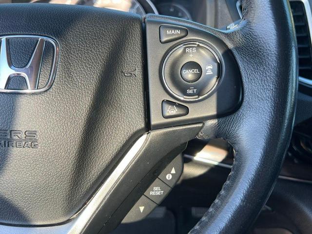 Photo of 2016 White Honda CR-V