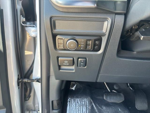 Photo of 2025 Space White Metallic Ford F-150