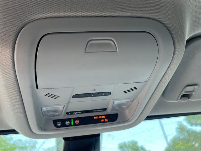Photo of 2023 Ebony Twilight Metallic GMC Acadia