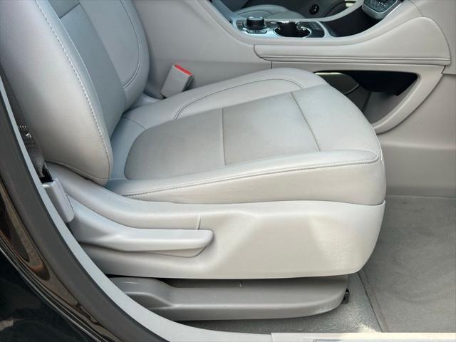 Photo of 2023 Ebony Twilight Metallic GMC Acadia