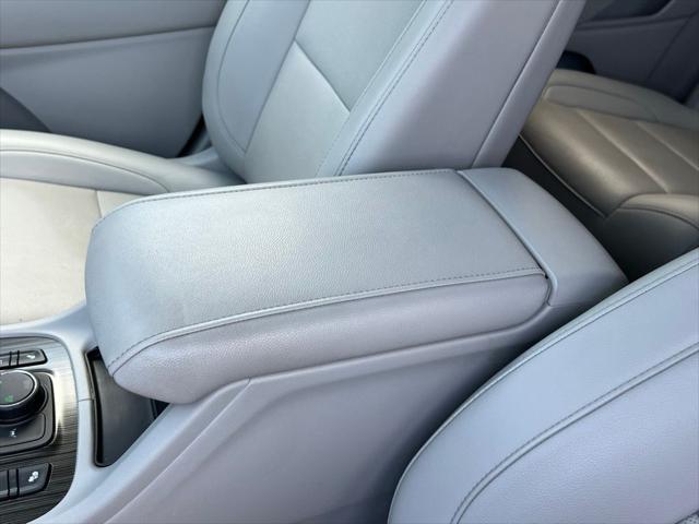 Photo of 2023 Ebony Twilight Metallic GMC Acadia