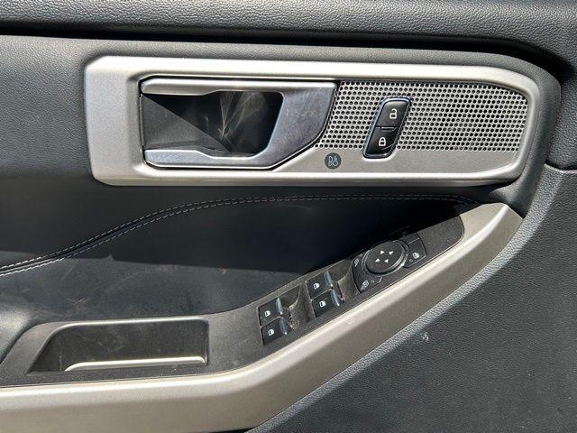 Photo of 2023 Gray Metallic Ford Explorer