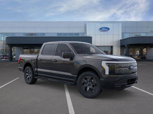 Photo of 2025 Agate Black Metallic Ford F-150 Lightning