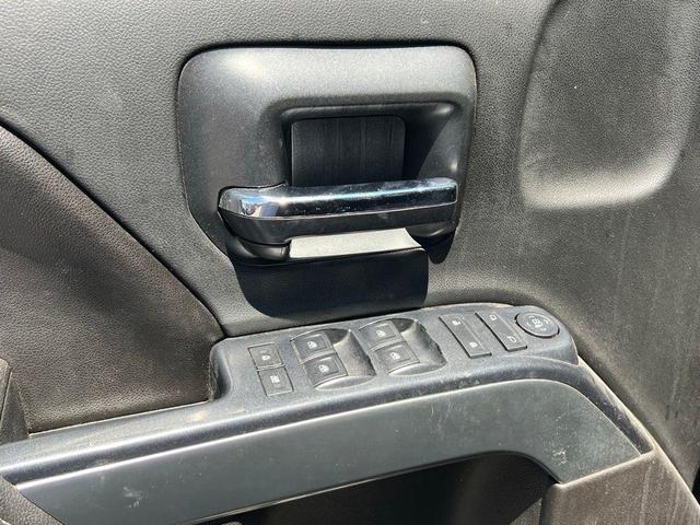 Photo of 2016 Black Chevrolet Silverado 1500
