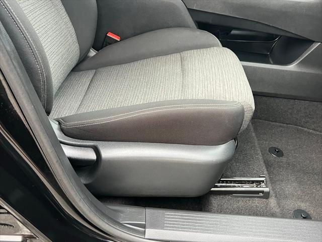 Photo of 2023 Super Black Nissan Rogue