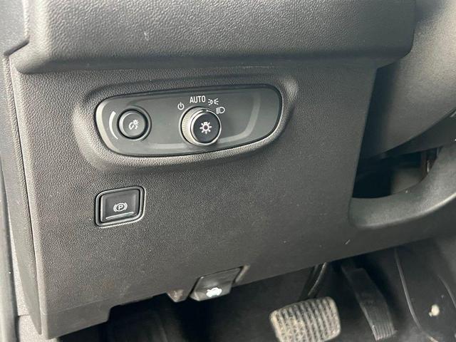 Photo of 2023 Ebony Twilight Metallic GMC Terrain