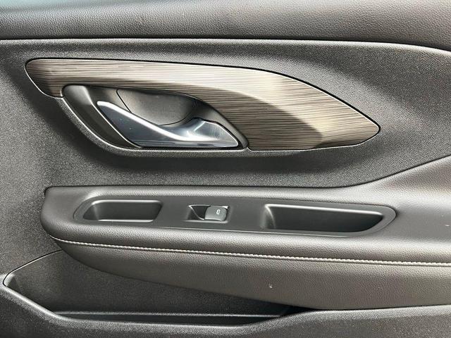 Photo of 2023 Ebony Twilight Metallic GMC Terrain