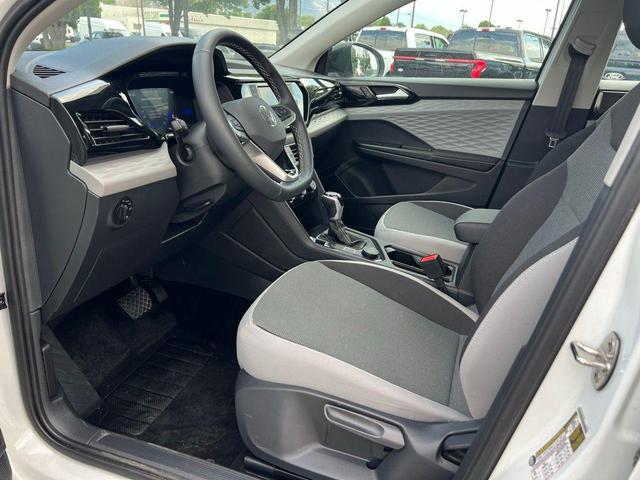 Photo of 2024 White Volkswagen Taos