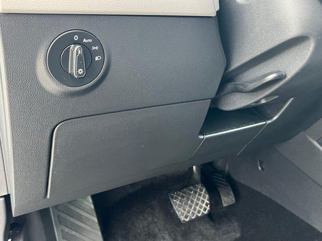 Photo of 2024 White Volkswagen Taos
