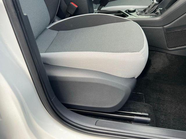 Photo of 2024 White Volkswagen Taos