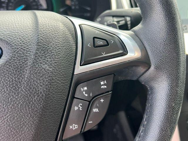 Photo of 2017 Canyon Ridge Metallic Ford Edge