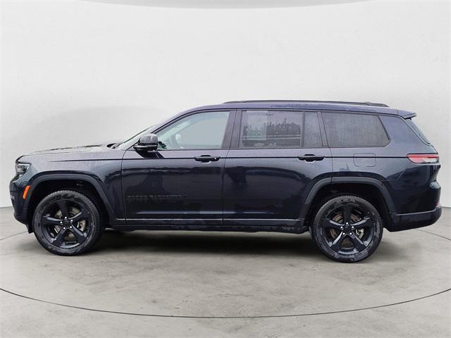 Photo of 2024 Blue Jeep Grand Cherokee L