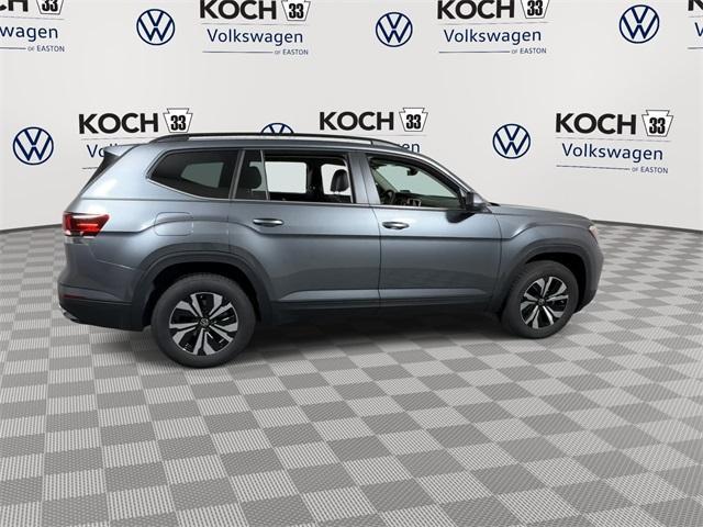 Photo of 2025 Platinum Gray Metallic Volkswagen Atlas