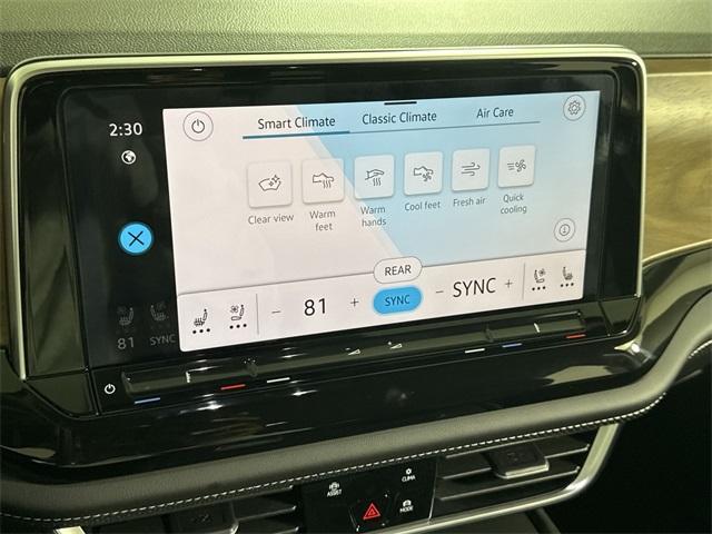 Photo of 2025 Platinum Gray Metallic Volkswagen Atlas