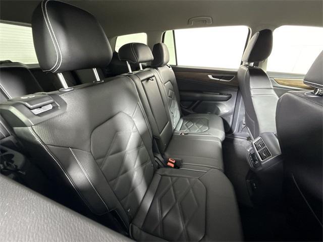 Photo of 2025 Platinum Gray Metallic Volkswagen Atlas
