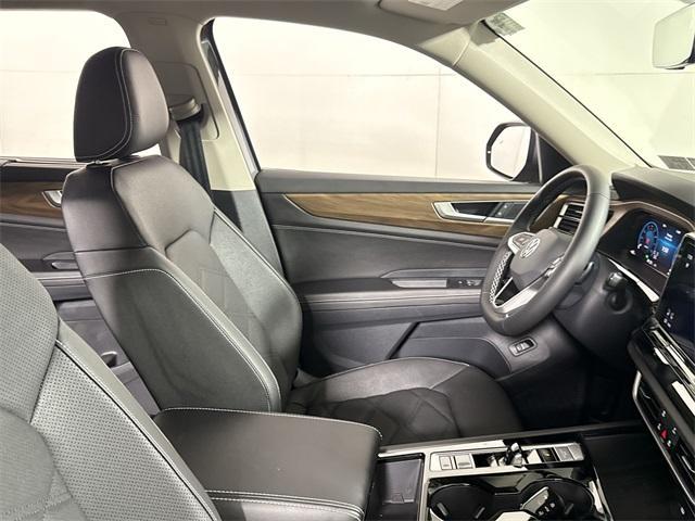 Photo of 2026 Pure Gray Volkswagen Atlas