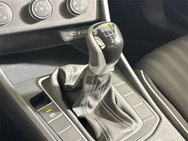 Photo of 2024 Platinum Gray Metallic Volkswagen Jetta