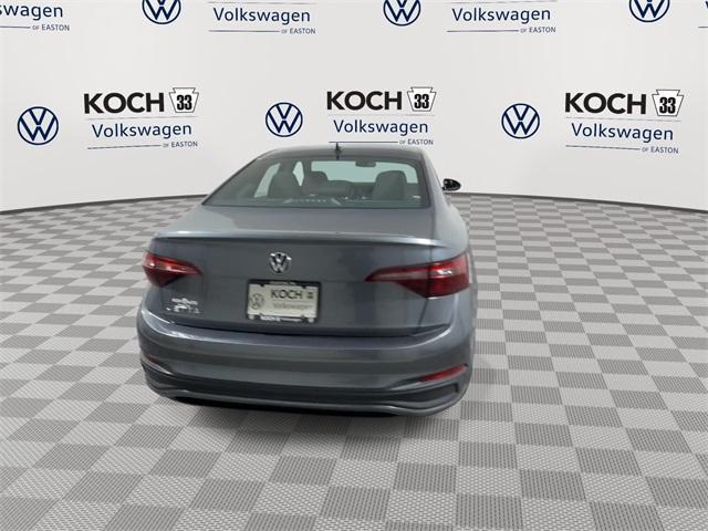 Photo of 2024 Platinum Gray Metallic Volkswagen Jetta