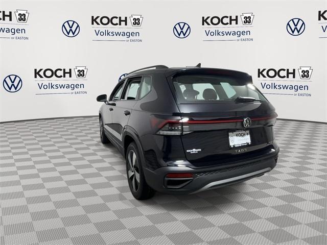 Photo of 2025 Deep Black Pearl Effect Volkswagen Taos