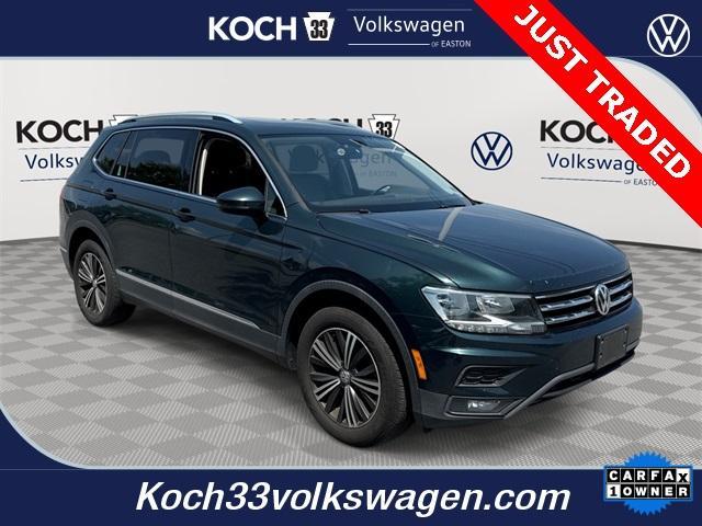 Photo of 2018 Dark Moss Green Metallic Volkswagen Tiguan