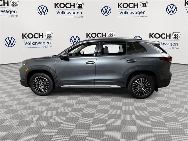 Photo of 2025 Platinum Gray Metallic Volkswagen Tiguan