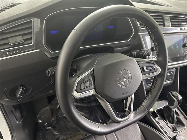 Photo of 2024 Pure White Volkswagen Tiguan