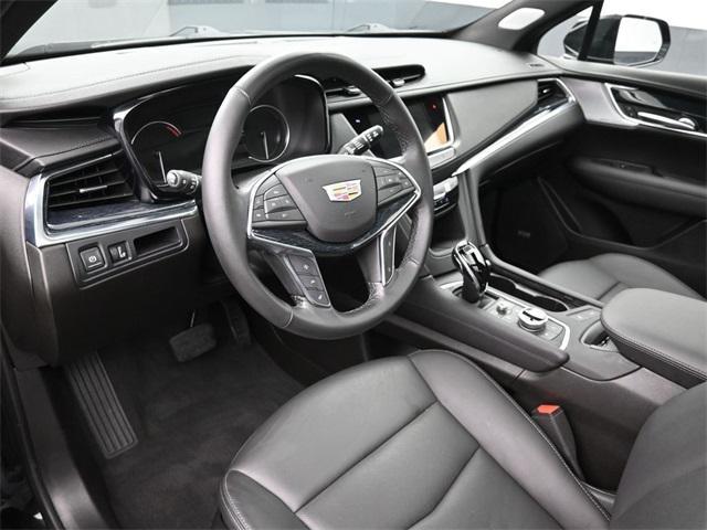 Photo of 2024 Stellar Black Metallic Cadillac XT5