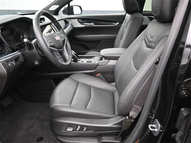 Photo of 2024 Stellar Black Metallic Cadillac XT5