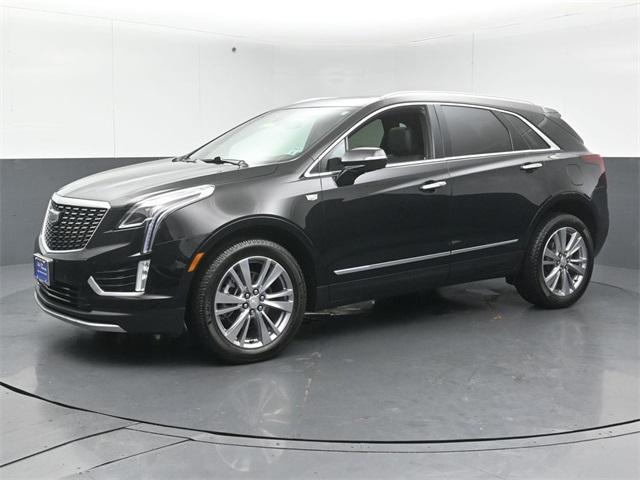 Photo of 2024 Stellar Black Metallic Cadillac XT5