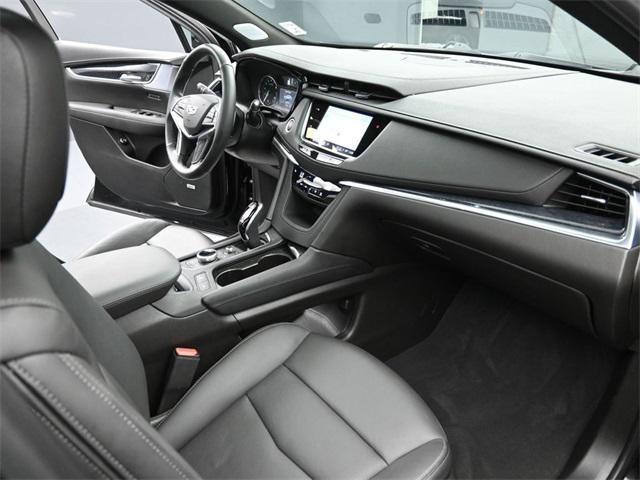 Photo of 2024 Stellar Black Metallic Cadillac XT5